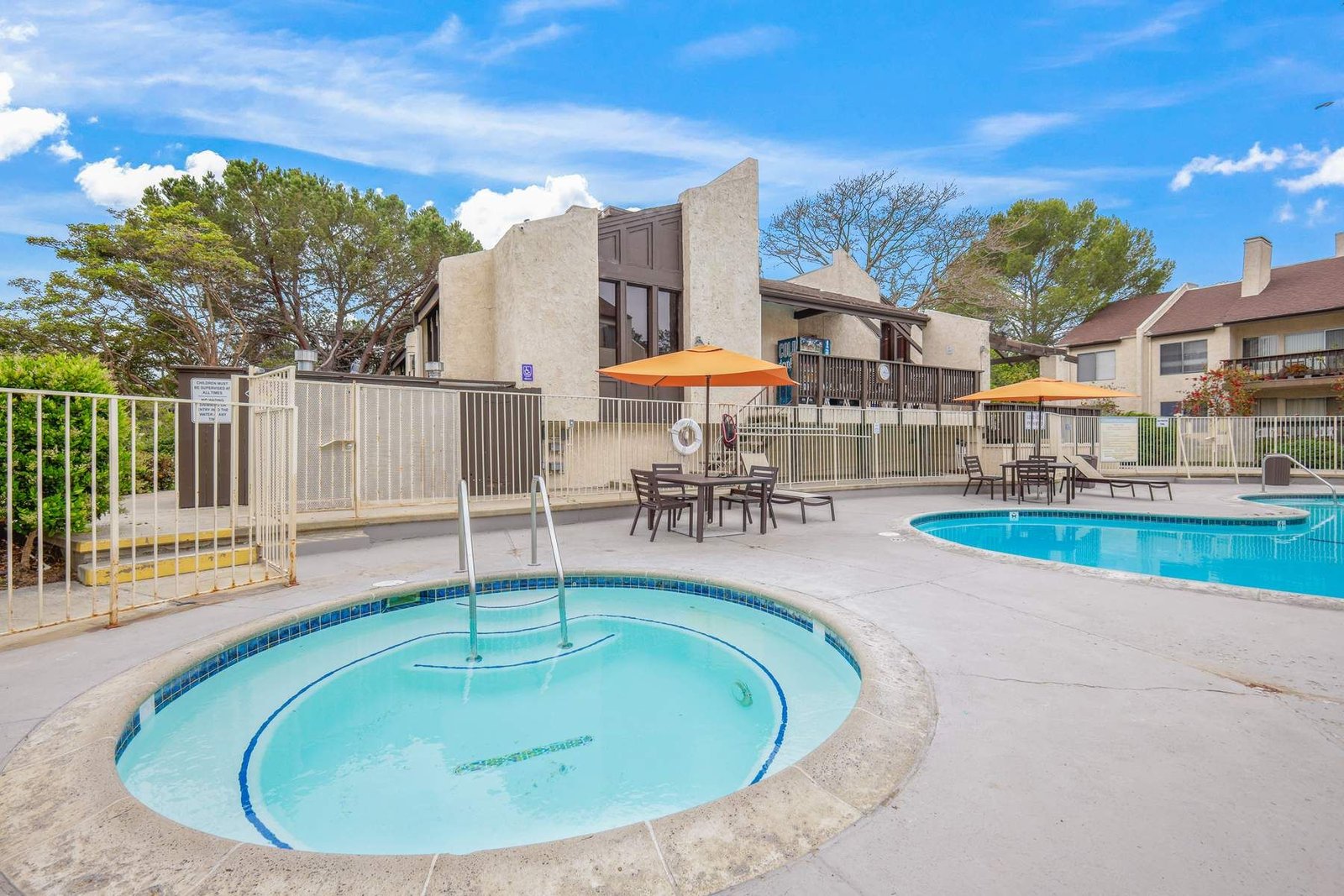 0b1f04e6-1544-473e-94fc-4d475a1e3494_1800x1200