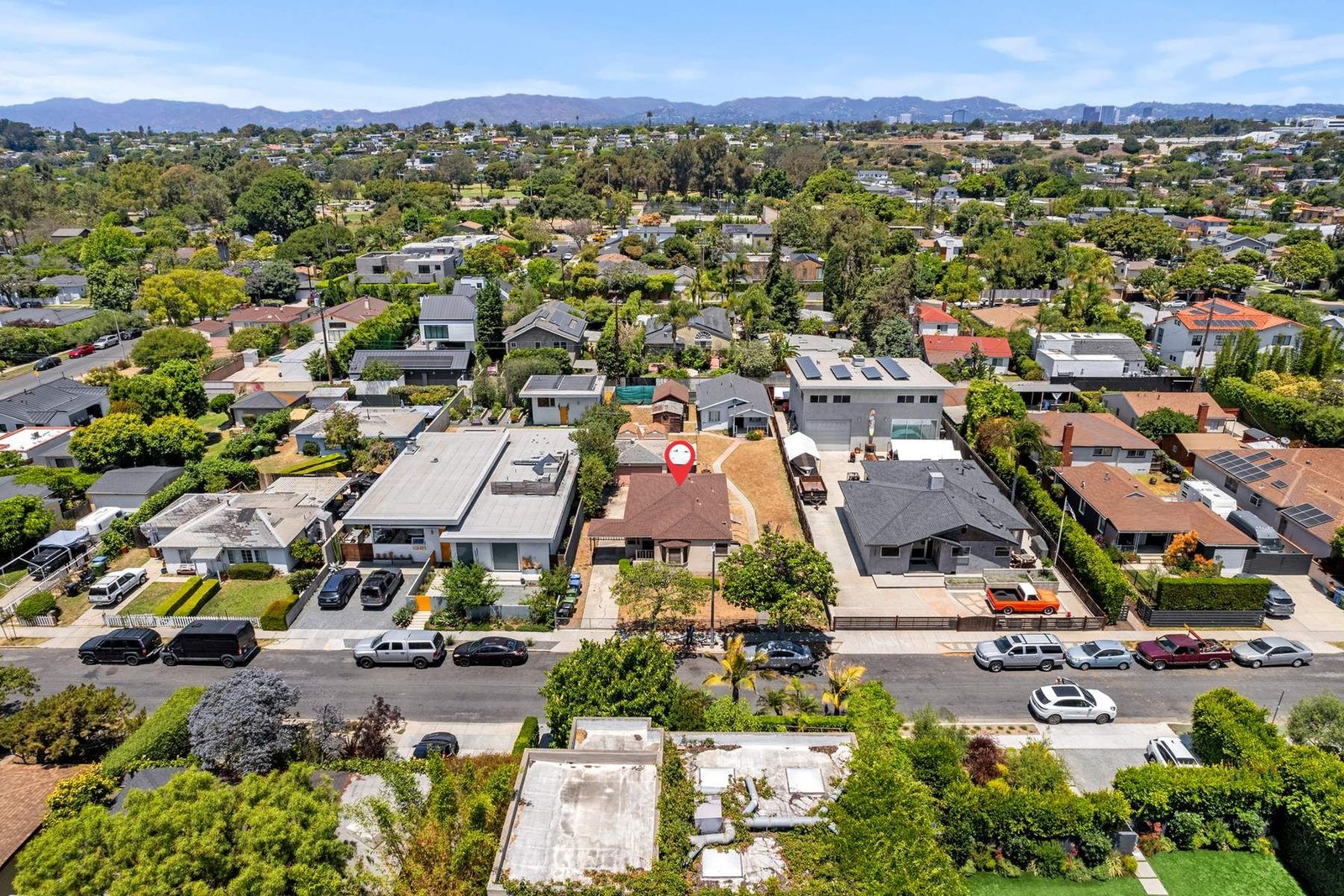 1a58f512-7b5e-48cb-84a1-2319a8652278_1800x1200