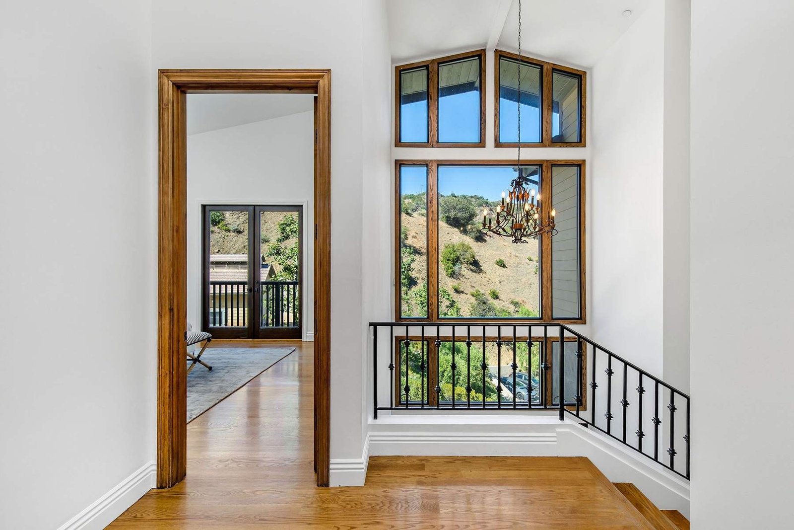 56f80ef8-805c-40eb-a46f-6a93e2115642_1800x1200