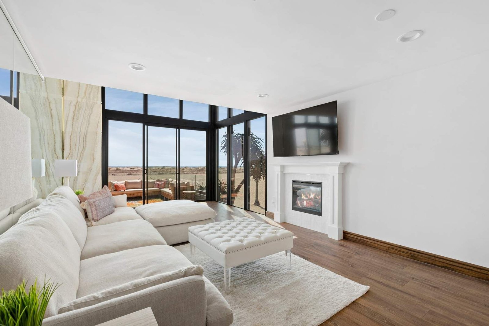 5745c41f-83b4-47d4-aed5-23a5cc13bbff_1800x1200