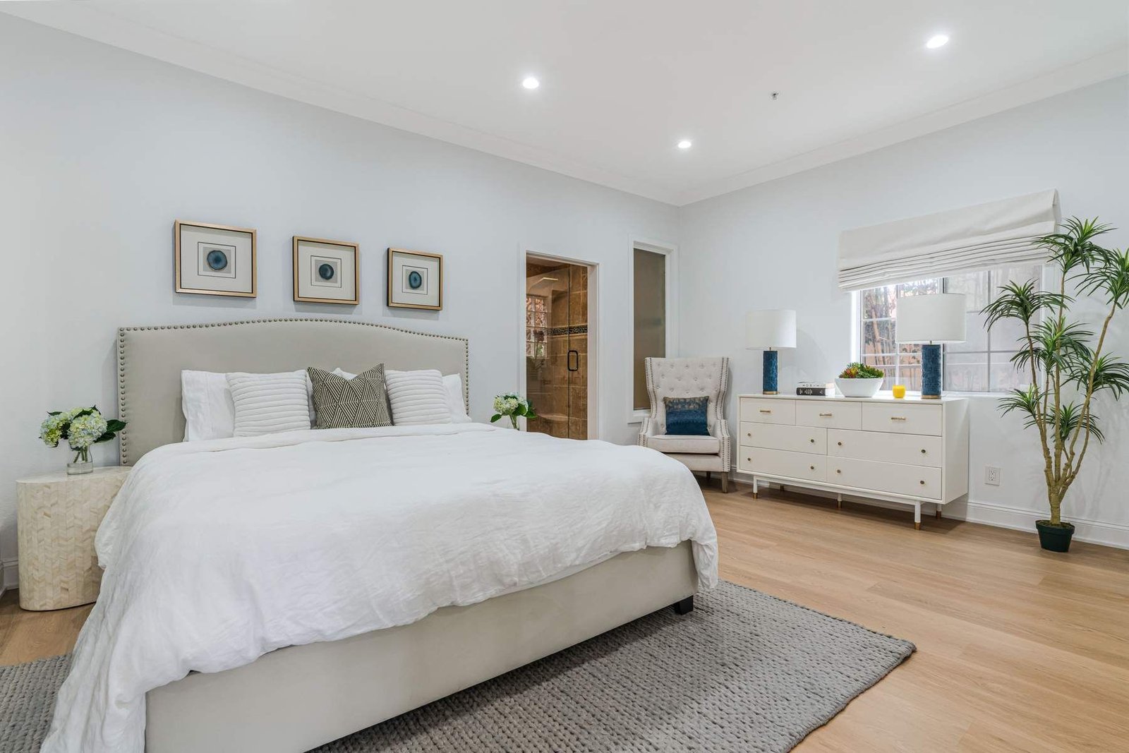 5b4d46fd-8c0a-4f87-9d53-633c09cef1c7_1800x1200