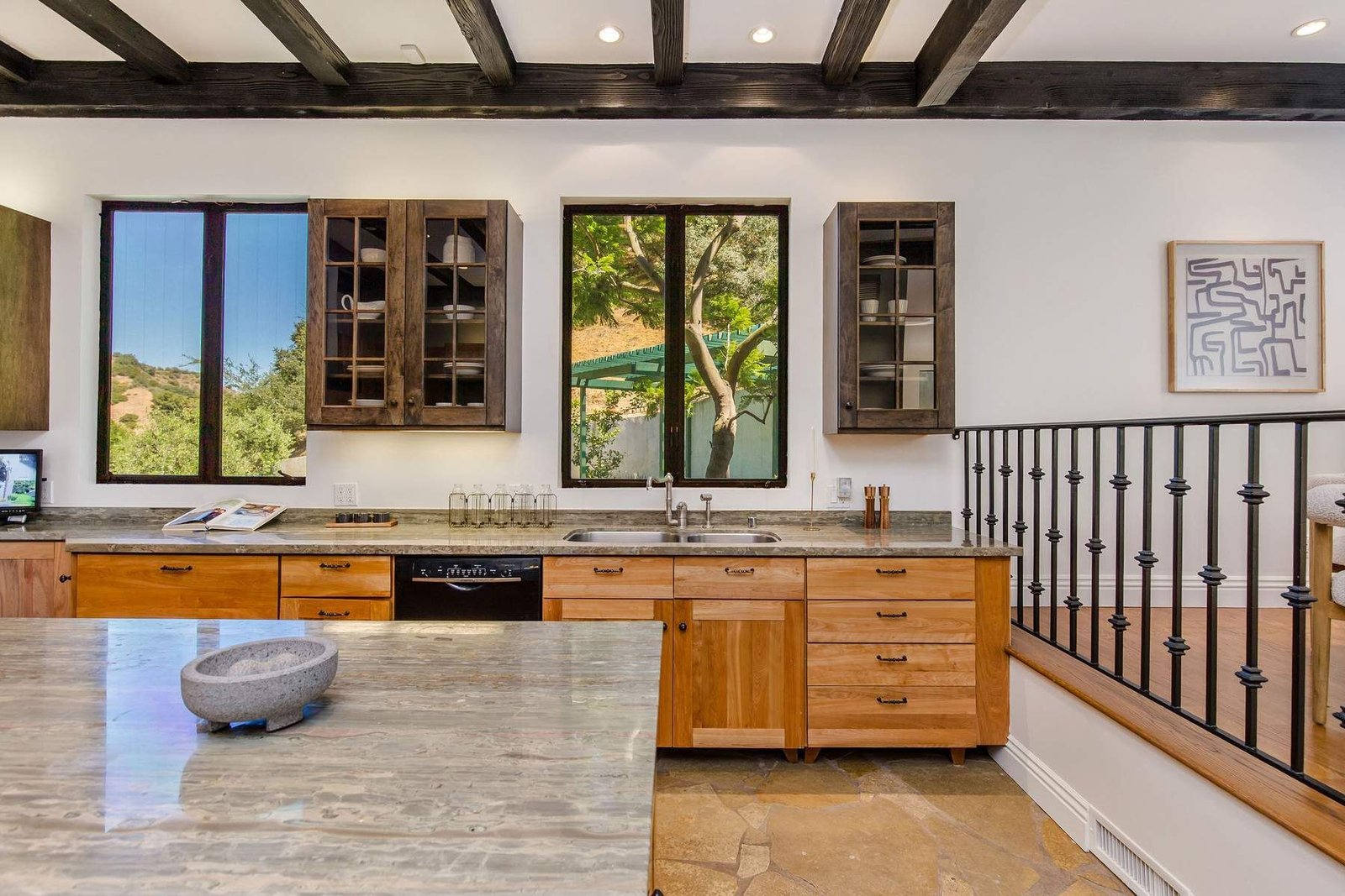 88c9a5b4-f78d-4501-92ca-848f4add88c1_1800x1200