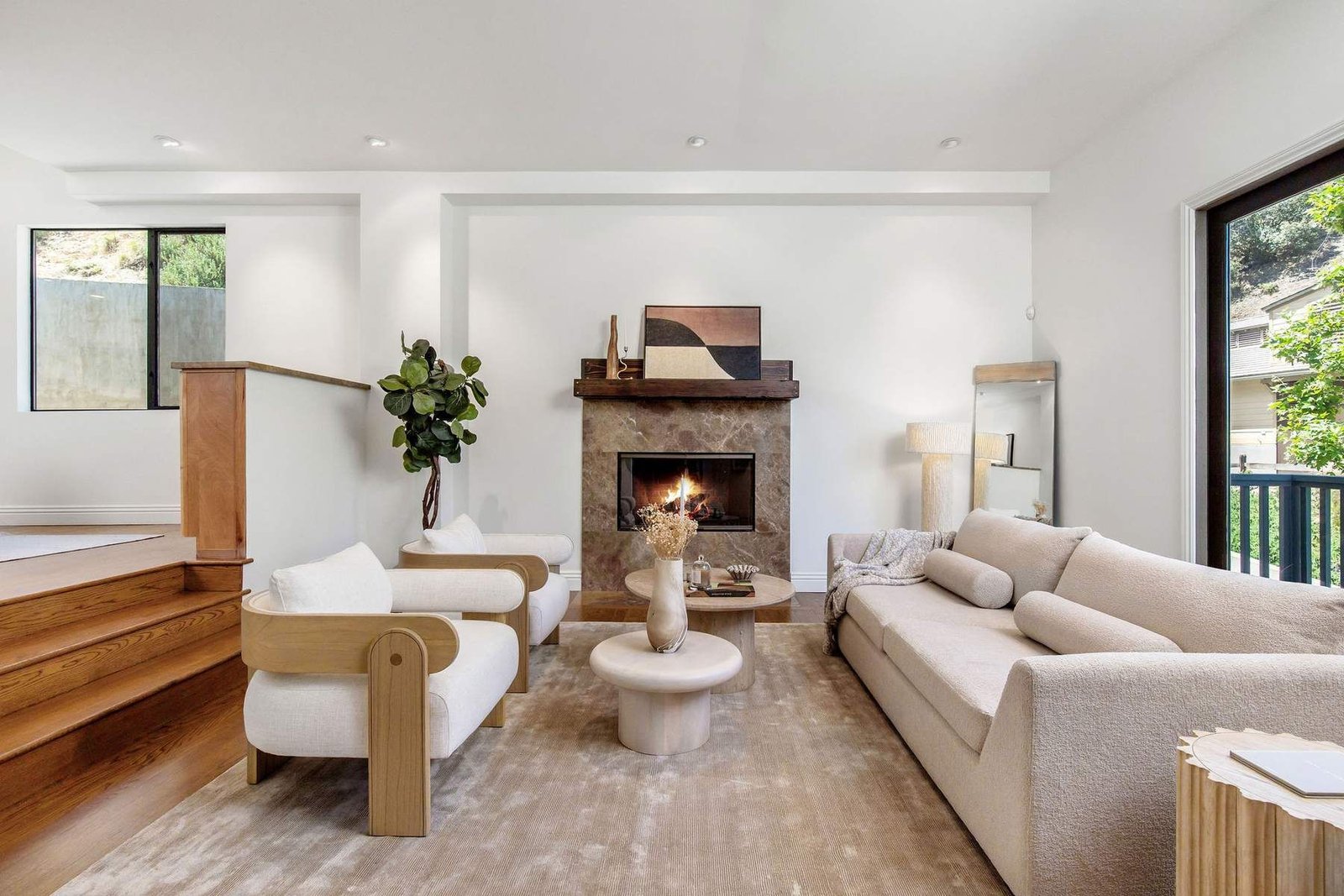 92b47324-d7f4-4d2b-b8df-7c6e082d471f_1800x1200