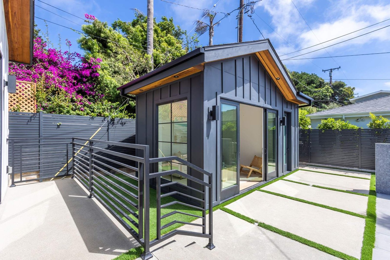 9d60dd77-f0fb-40af-86ca-4584c3e5d716_1800x1200