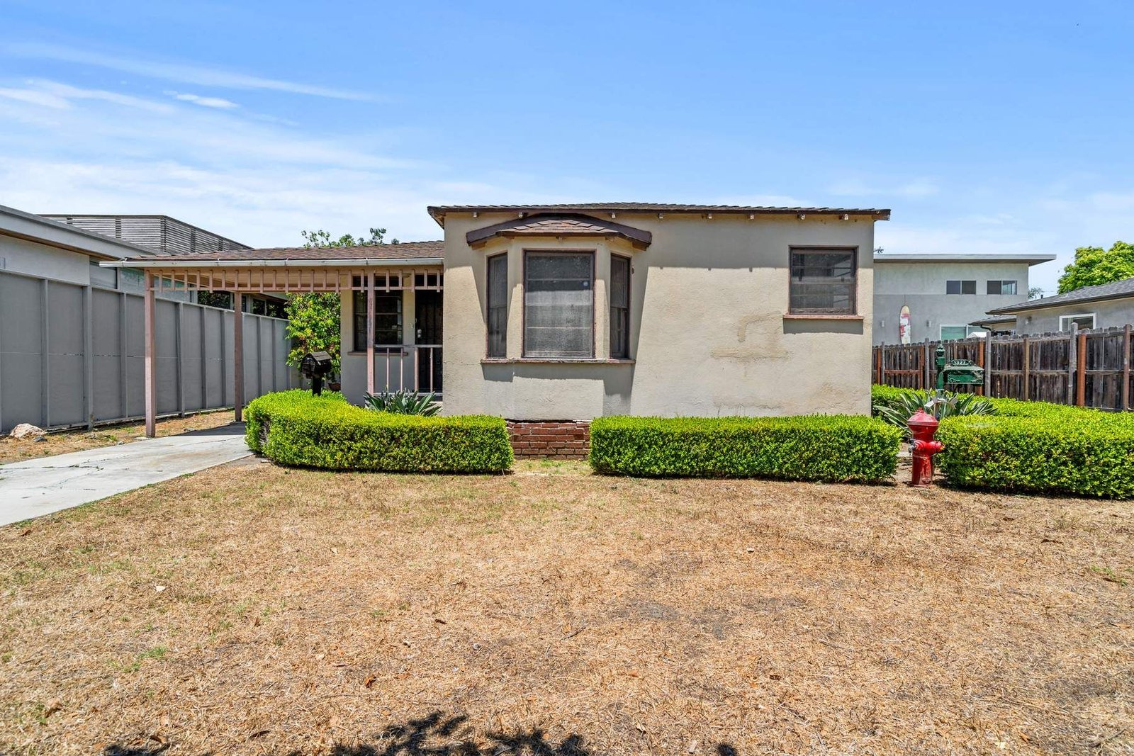 c66fc6e9-ee92-4331-bf57-5495f38610f5_1800x1200