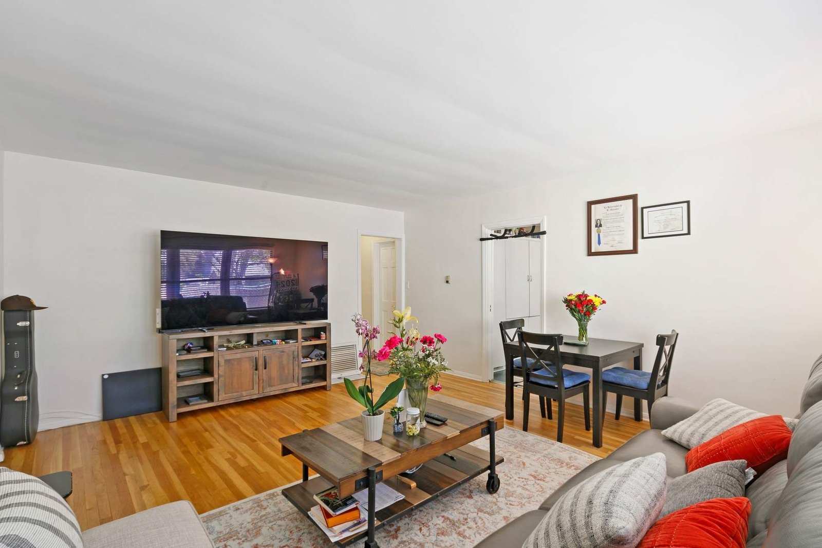 d127276f-1036-4371-bf59-573969ead9c2_1800x1200